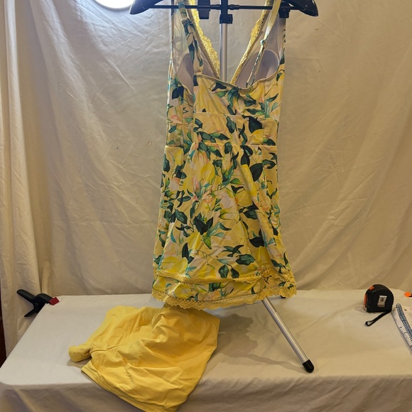 Torrid Bathing Suit Women Size 3 Two Piece Tankini Yellow Flowers Print Lace - Picture 2 of 11